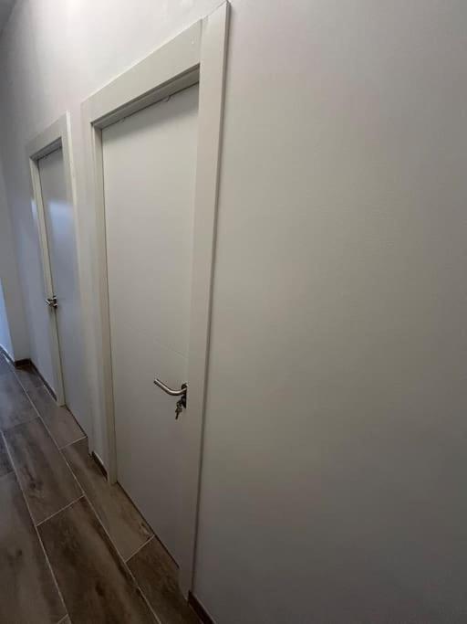 Apartamento Recien Reformado Con 5 Habitaciones Y 3 Banos Madri Exterior foto